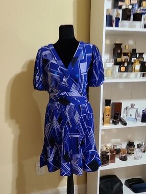 Karl Lagerfeld Cobalt Blue Geometric V-Neck Mini Dress Size 4